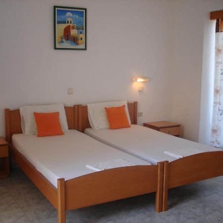 פליראקי Elpida Beach Studios מראה חיצוני תמונה