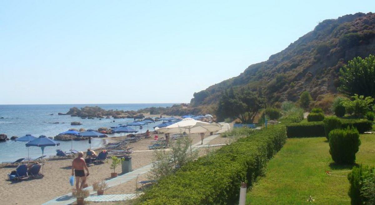 פליראקי Elpida Beach Studios מראה חיצוני תמונה
