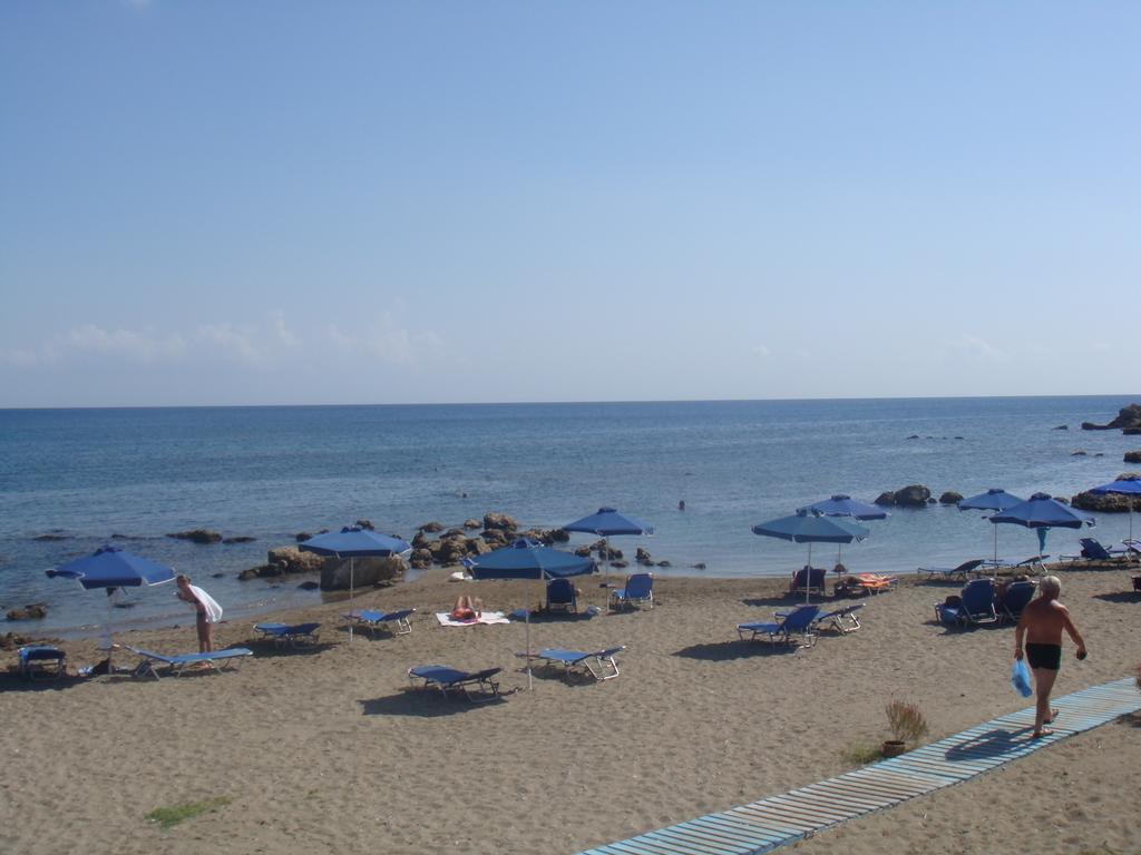 פליראקי Elpida Beach Studios מראה חיצוני תמונה