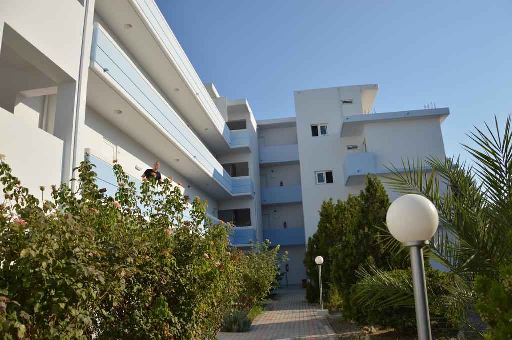 פליראקי Elpida Beach Studios מראה חיצוני תמונה