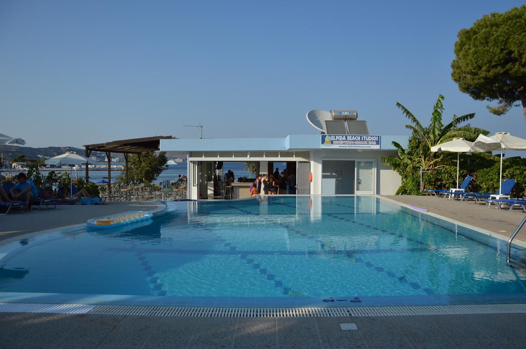פליראקי Elpida Beach Studios מראה חיצוני תמונה